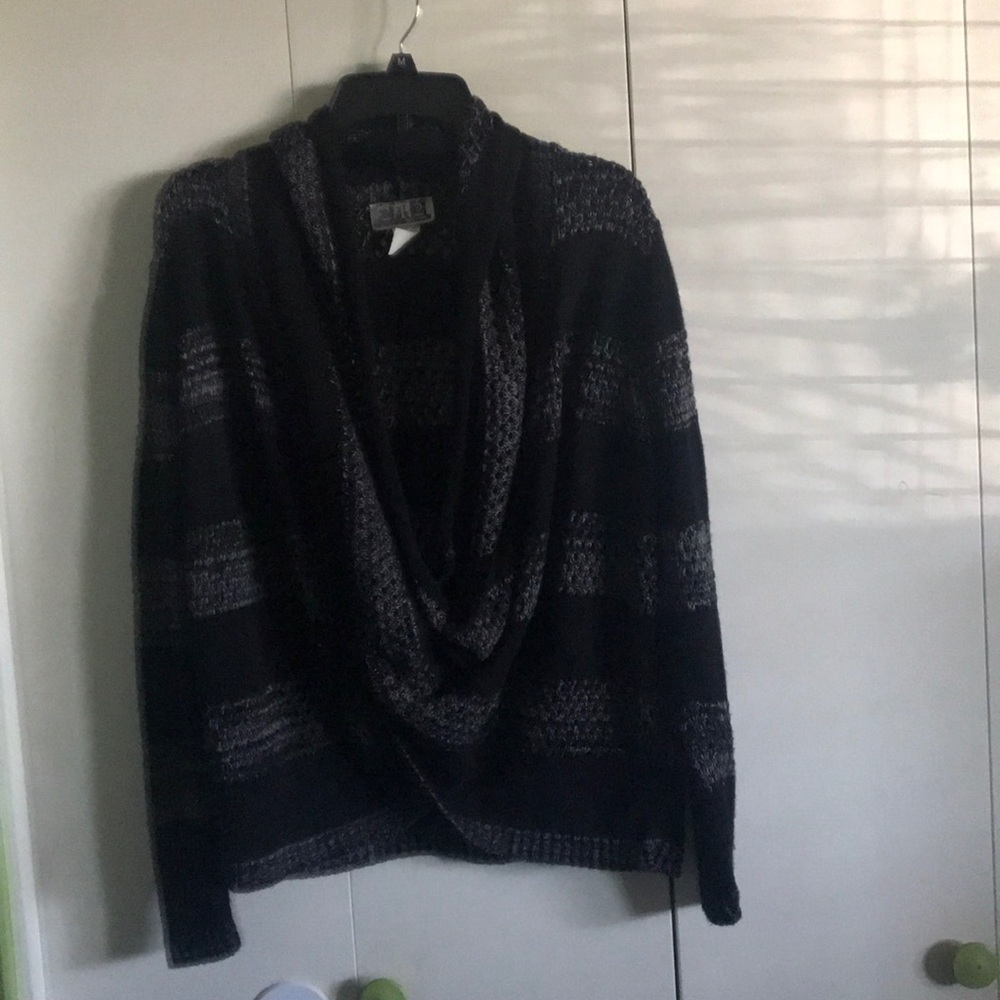 Long sleeve sweater